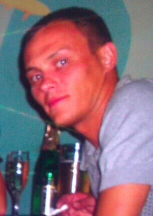  ,   Aleksandr, 47 ,   ,   , c 