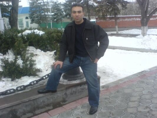  ,   Alik, 52 ,   