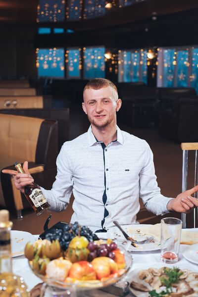  ,   Ruslan, 27 ,   ,   