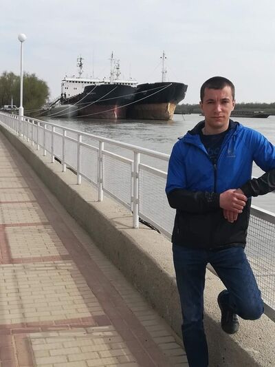  ,   Serghei, 35 ,   ,   , c 