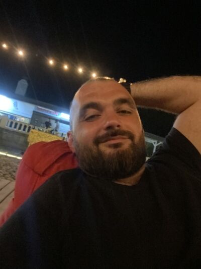  ,   Leo, 37 ,   ,   