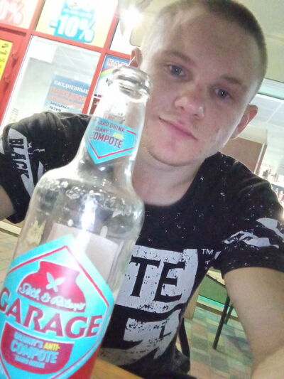  ,   Andrulikkk, 28 ,  