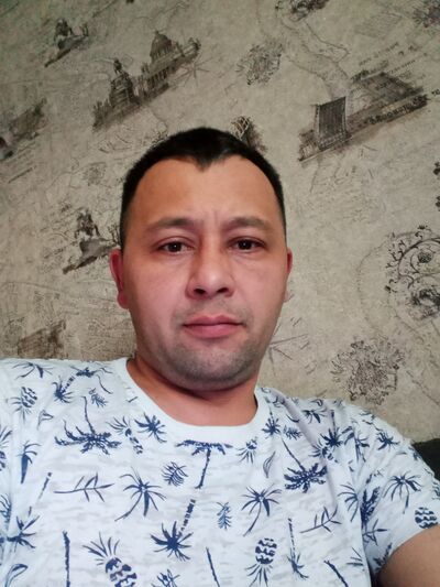 ,   Ruslan, 40 ,   ,   