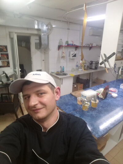  ,   Renatuz, 37 ,   ,   , c 