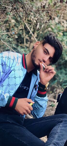  Algiers,   Zinou, 22 ,   ,   