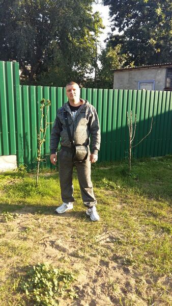 Zelzate,   , 47 ,  