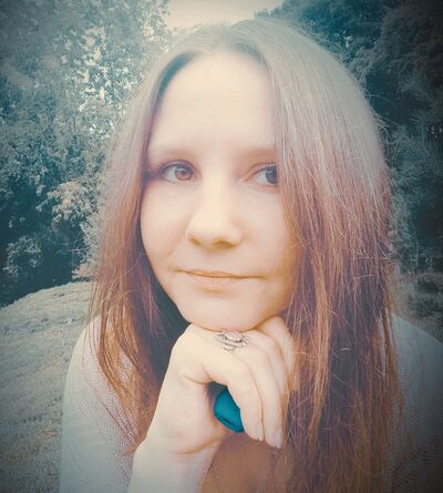  ,   Rufina, 32 ,   