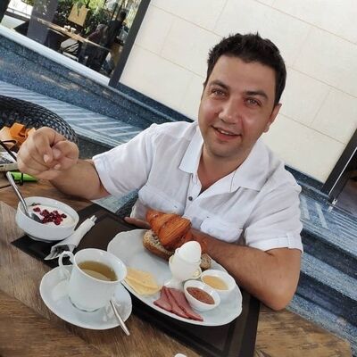   ,   Karo, 43 ,   ,   