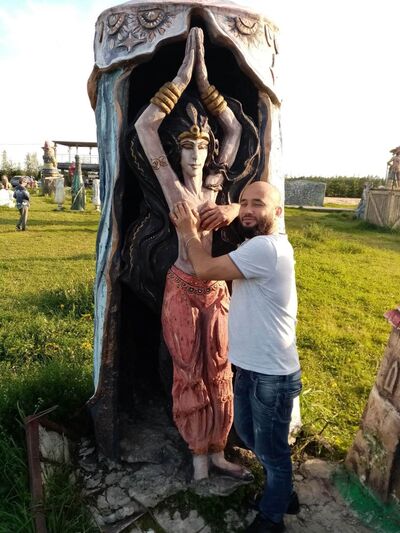 ,   Laziz, 41 ,  