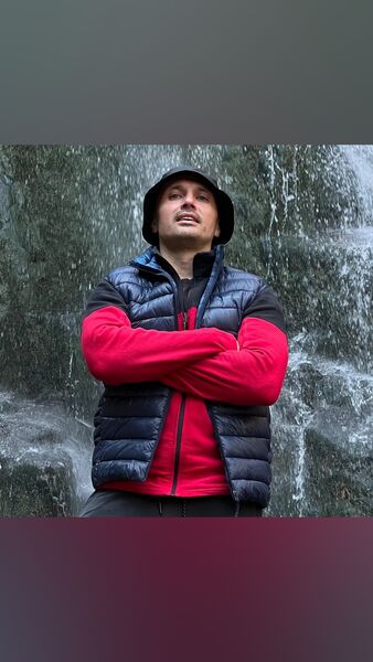  ,   Garik, 40 ,   ,   , c , 