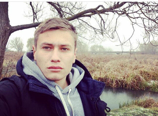  18989033  Vitalik, 29 ,    