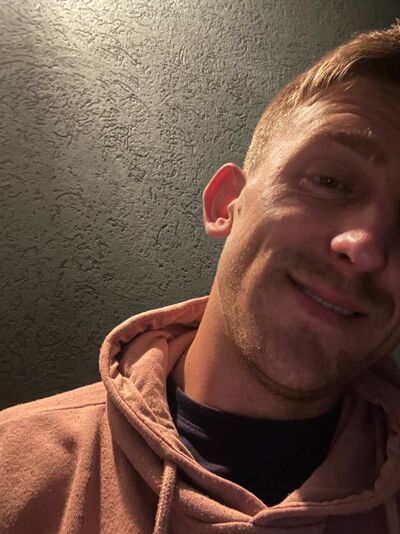  ,   Igor, 28 ,   ,   , c , 
