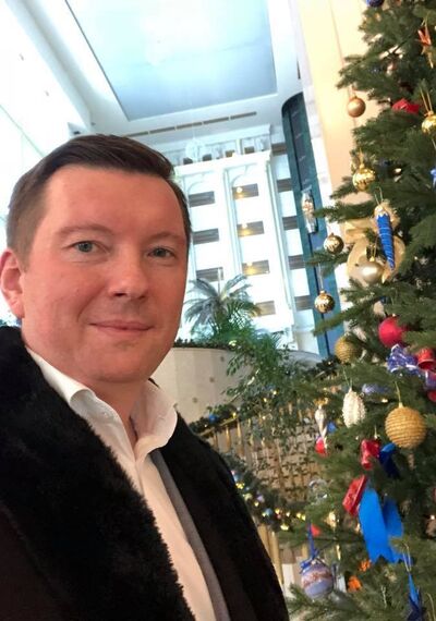  ,   Dr Donald, 53 ,   ,   