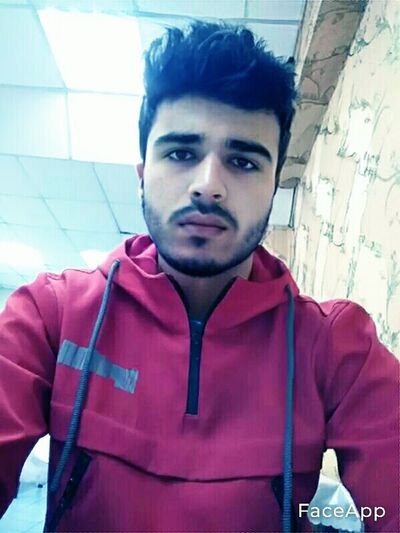  ,   Shahrom, 24 ,   ,   , c 