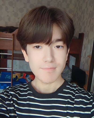  ,   Batyr, 21 ,   c 