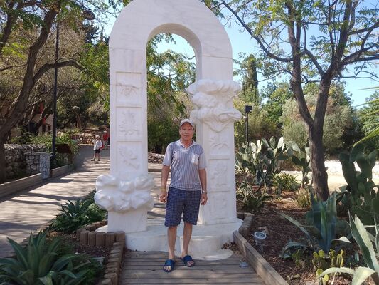  ,   Farit, 56 ,   