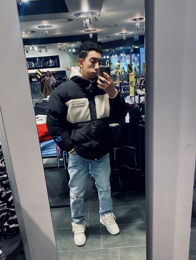  ,   Anas, 23 ,   ,   
