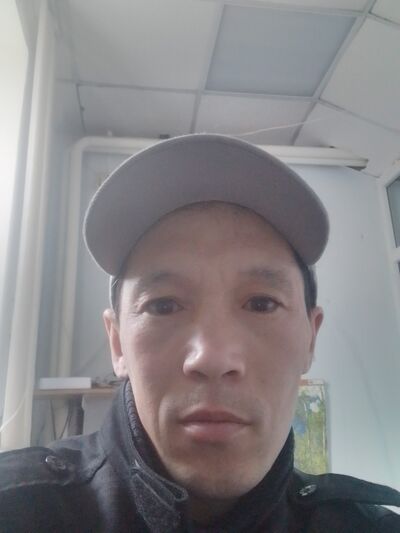  ,   Ruslan, 42 ,   ,   