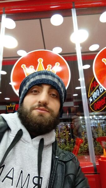  ,   Irakli, 32 ,   ,   , c 