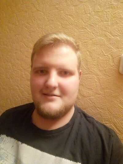  ,   Pavel, 28 ,   
