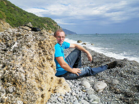  ,   Y Slavynin, 47 ,   ,   , c 