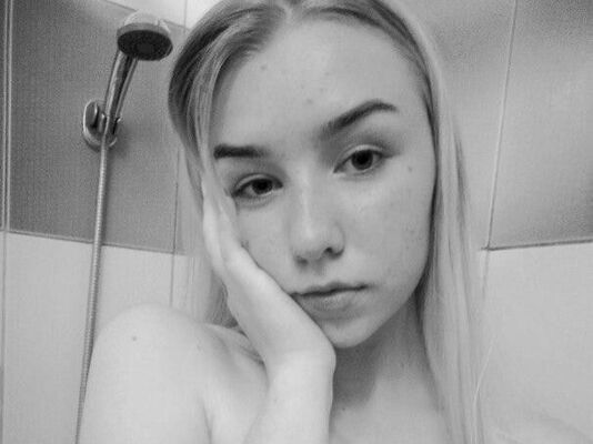  ,   Kira, 26 ,   ,   , c , 
