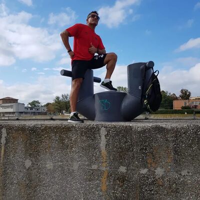  ,   Sandrik, 54 ,     , c 