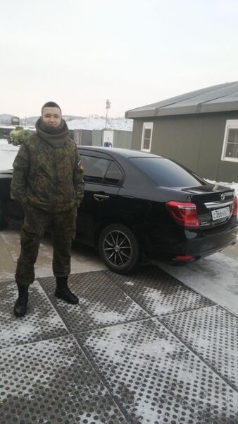  ,   Artyom, 25 ,   ,   