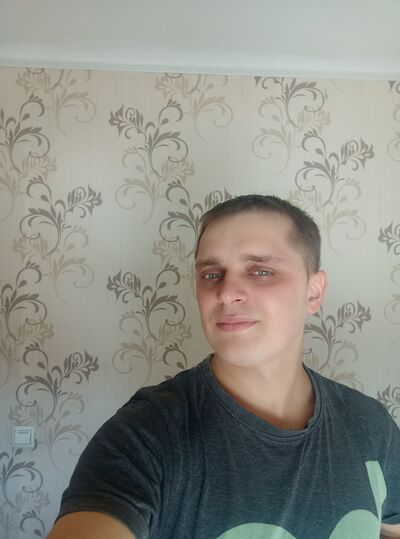  ,   Mikhail, 31 ,   ,   , c 