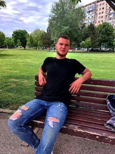  ,   Vanea, 23 ,   ,   