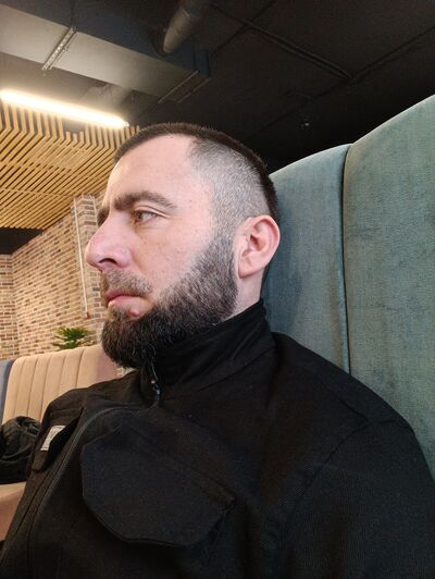  ,   Alik, 34 ,   c 