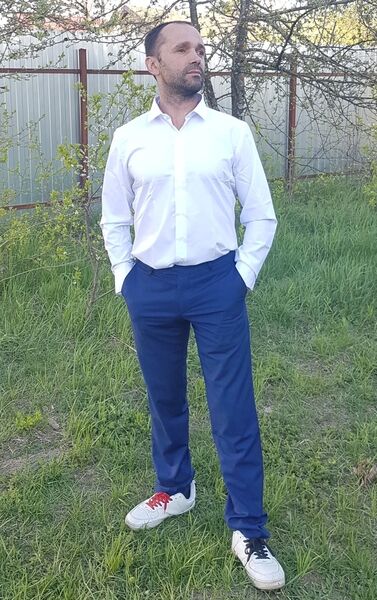 ,   Oleg, 44 ,   ,   