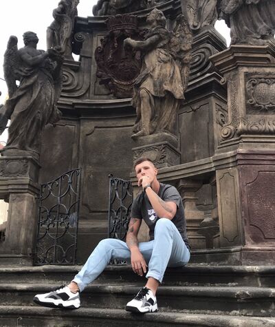  ,   Artem, 30 ,   ,   