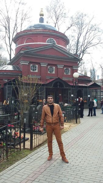  ,   Artur, 43 ,   ,   