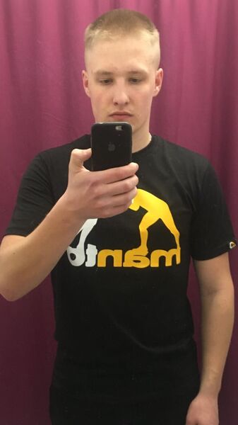  ,   Anton, 25 ,   ,   , c , 