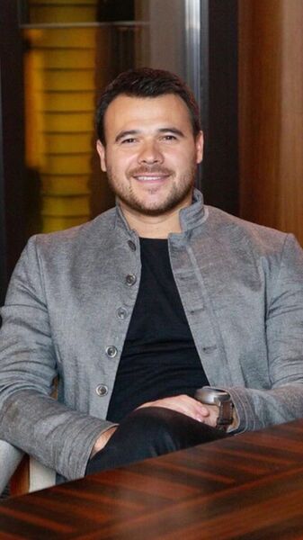  ,   Roo, 37 ,   ,   