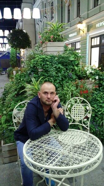  ,   Denis, 38 ,   ,   , c 
