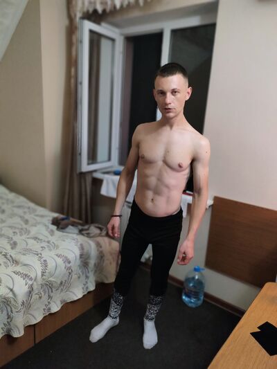  ,   Tony, 31 ,   ,   , c 