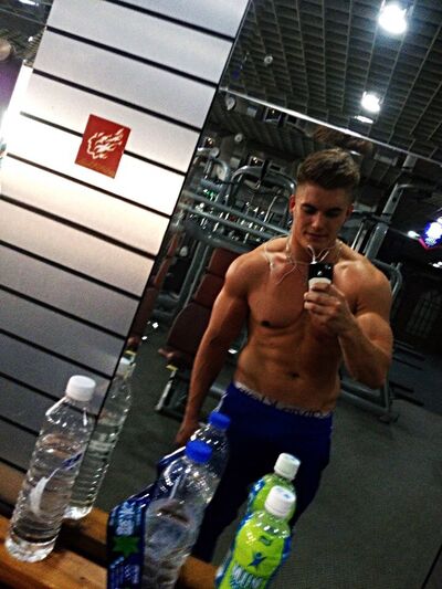  ,   Lucas Simon, 35 ,   ,   , c 