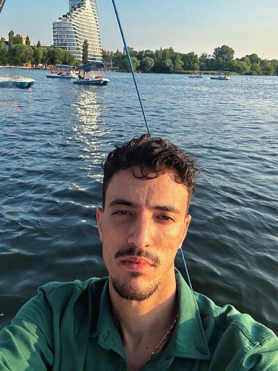  ,   Mansuor, 25 ,   ,   , c 