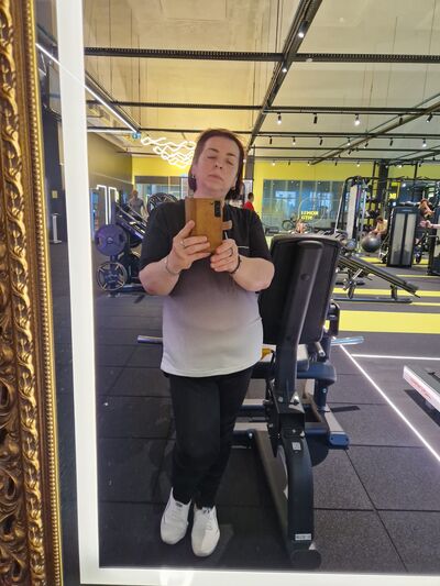  ,   Marina, 49 ,   ,   