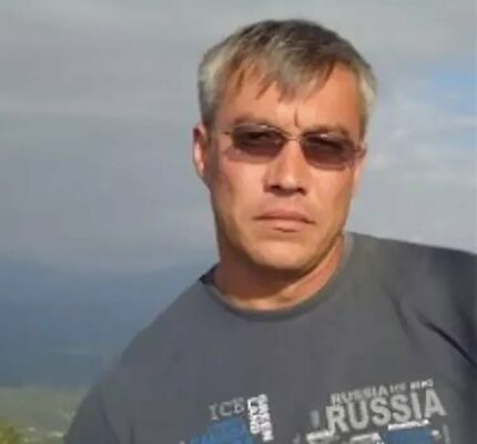  ,   Alex, 51 ,   