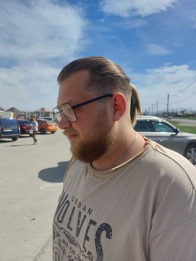  ,   Alex, 31 ,   ,   , c , 