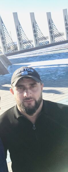 ,   Ali, 43 ,   ,   