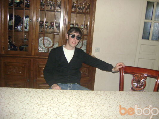  ,   HAKOB, 32 ,   