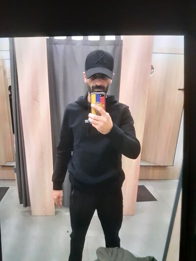  ,   Martik, 37 ,   ,   
