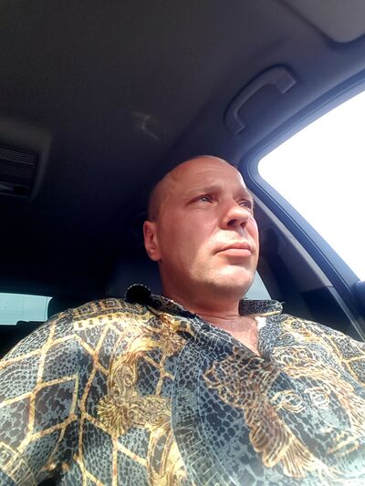  ,   Piotr, 45 ,  