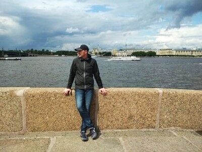  18618513  Valentin, 28 ,    -