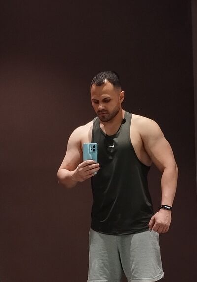  ,   Rafael, 33 ,   ,   