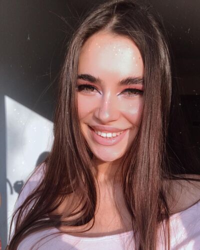  ,   Nika, 26 ,   ,   